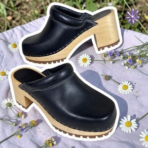 NWOT MIA Karma Black Leather Wood Platform Lug Sole Clogs | Free People | W 7
